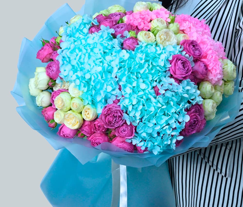 Bouquet "Alegrova" with peony roses