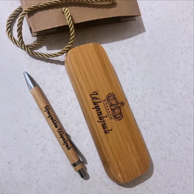 Pen with wooden box